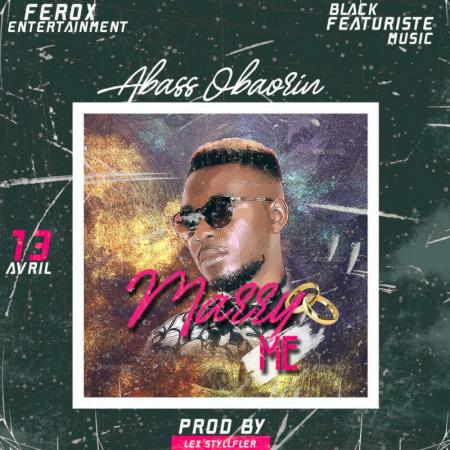 Très amoureux, Abass Obaorin fait sa demande en mariage à travers son single «Marry Me»